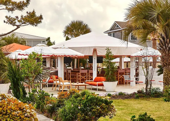 Trailborn Surf & Sound, Outdoor Collection By Marriott Bonvoy